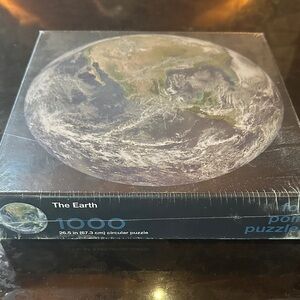 The Earth 1000 Piece Puzzle